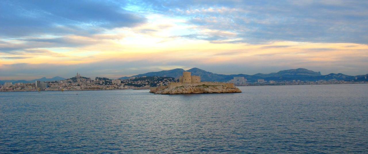 Les Pieds Dans L'Eau Sur L'Ile Du Frioul Lägenhet Marseille Exteriör bild